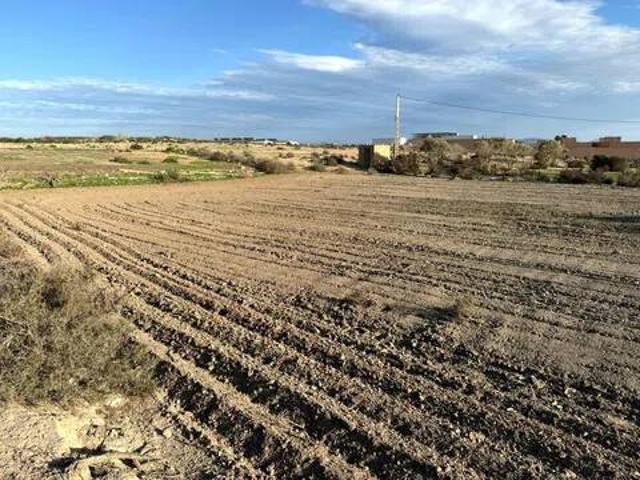 Terreno en Venta en Almería
