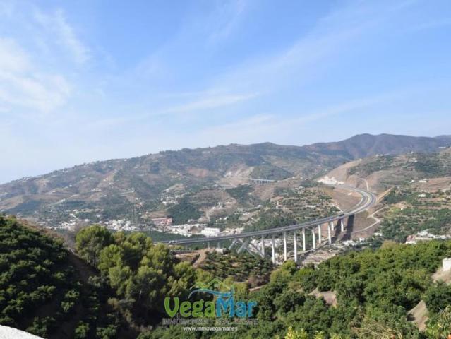 Terreno en venta en Almuñécar
