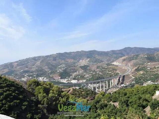 Terreno en Venta en Almuñécar