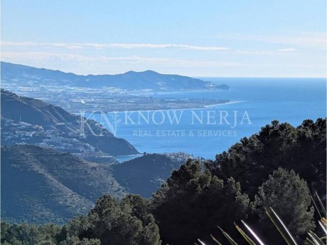 Terreno en Venta en Almuñécar