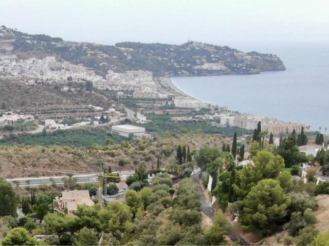 Terreno en Venta en Almuñécar