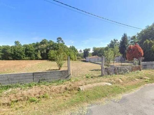 Terreno en Venta en Amoeiro