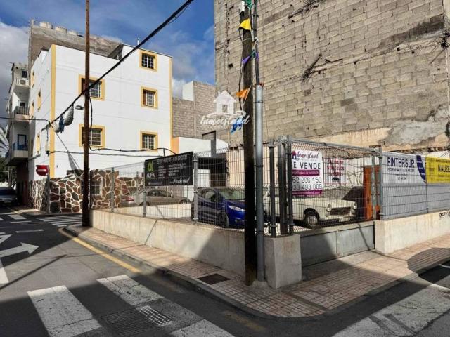Terreno en Venta en Arona