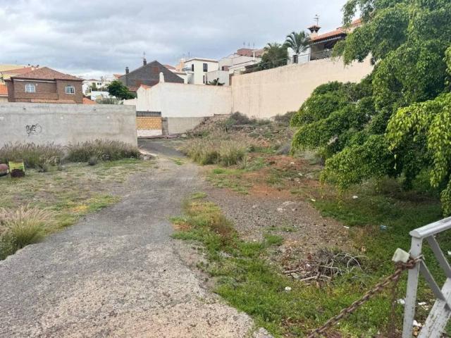 Terreno en Venta en Arona