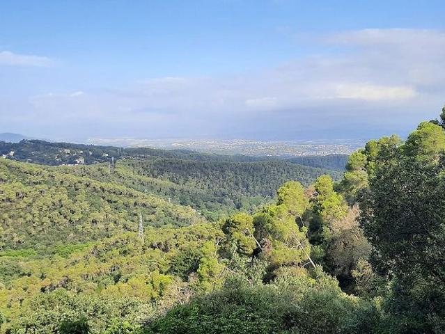 Terreno en venta en barrio Sant Medi, Sant Cugat del Vallès, de 1.017 m² por 10.000