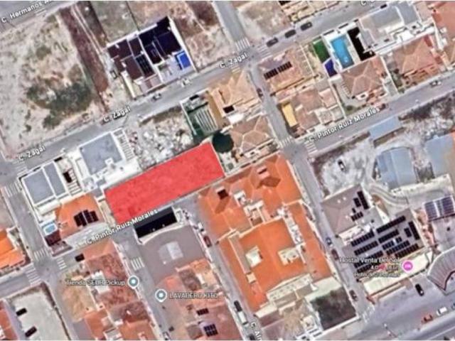 Terreno en Venta en Baza
