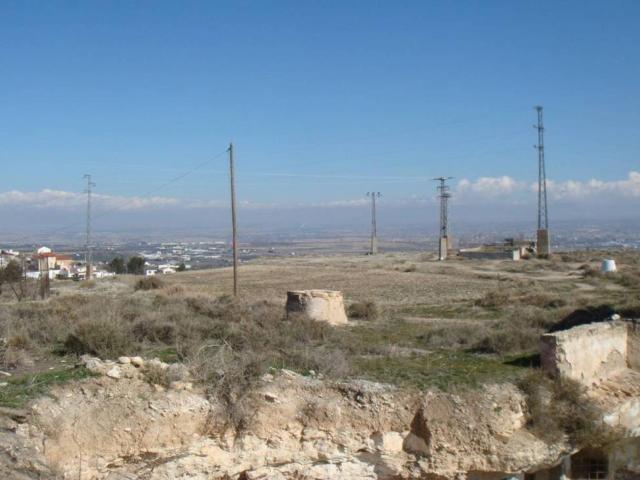 Terreno en Venta en Baza