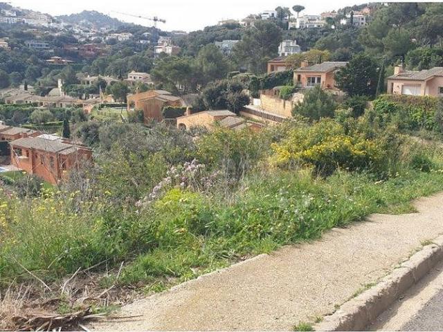 Terreno en venta en Begur, de 1.000 m² por 195.000