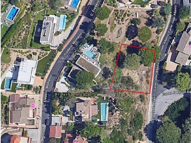 Terreno en venta en Begur, de 800 m² por 185.000