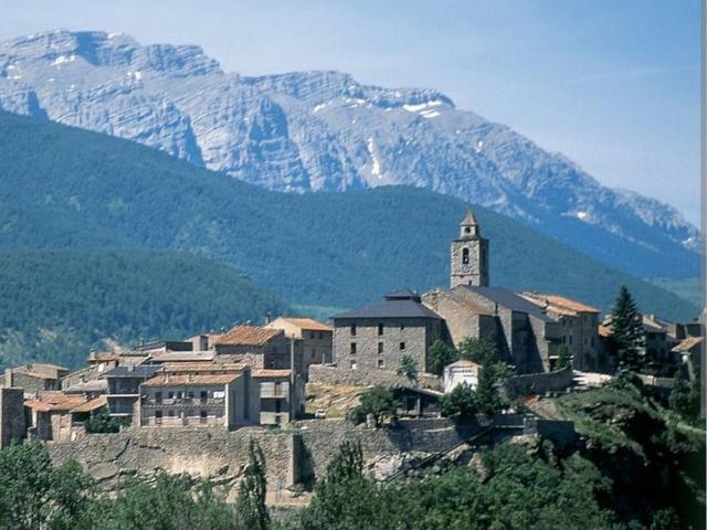 Terreno en venta en Bellver de Cerdanya, de 800 m² por 285.000