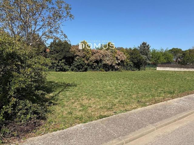 Terreno en venta en Besalú, de 367 m² por 280.000