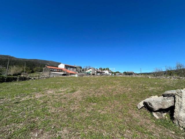 Terreno en venta en Boiro