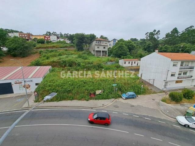 Terreno en venta en Boiro