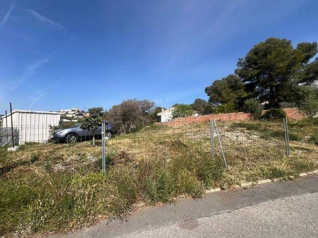 Terreno en venta en Cubelles, de 1.075 m² por 95.000