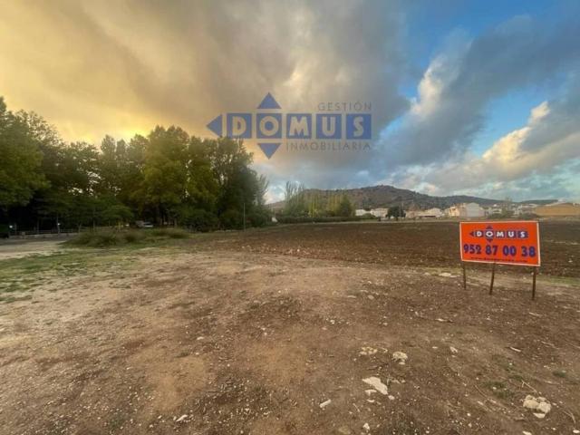 Terreno en Venta en Cuevas del Becerro