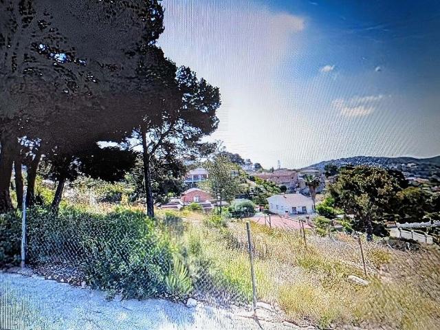 Terreno en venta en calle Del Cigne, Tarragona, de 568 m² por 48.000