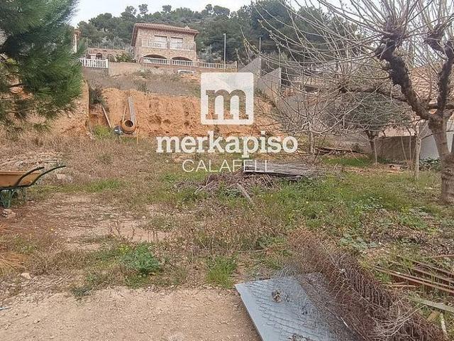 Terreno en venta en Cunit, de 628 m² por 61.000