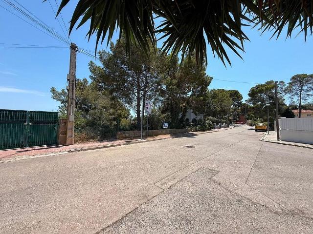 Terreno en venta en Cunit, de 824 m² por 190.000