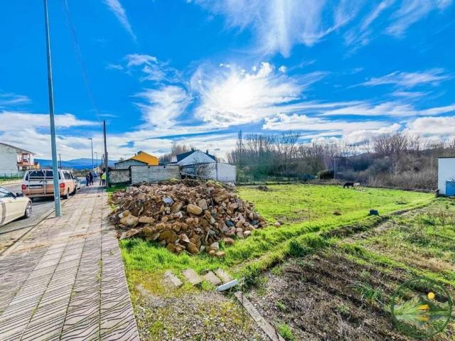 Terreno en Venta en Cacabelos