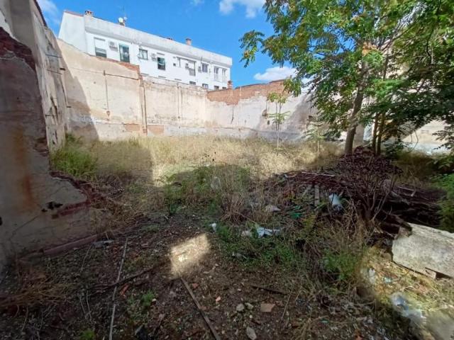 Terreno en venta en Cáceres, Plaza de italia