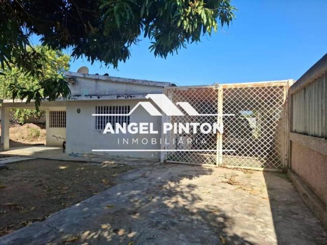 Terreno en Venta en Cabimas Av 32 Zulia