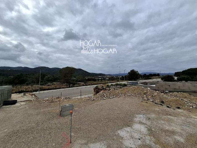 Terreno en venta en calle Nostra Senyora de Montserrat, Santa Oliva, de 676 m² por 60.000