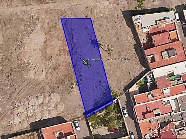Terreno en venta en calle Nou, Gimenells i el Pla de la Font, de 274 m² por 149.000