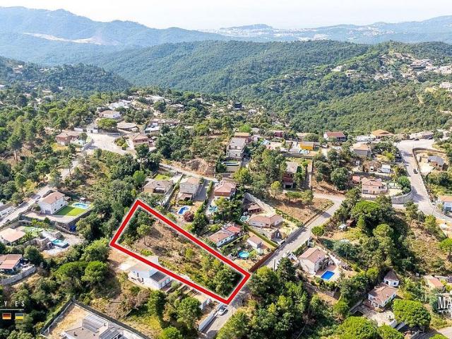 Terreno en venta en calle Òrbita, Lloret de Mar, de 1.585 m² por 49.000
