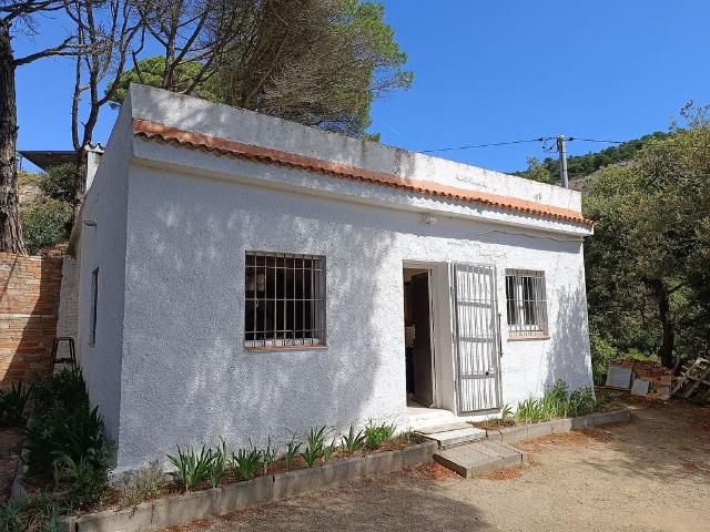 Terreno en venta en calle, Alforja, de 740 m² por 68.000