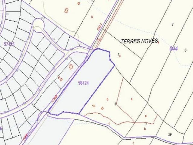 Terreno en venta en calle Les Portes, Sant Pere de Ribes, de 2.775 m² por 35.000
