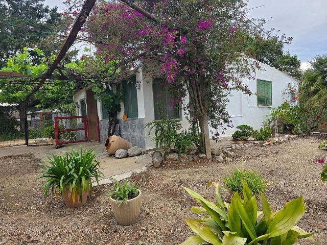 Terreno en venta en calle Amposta, Amposta, de 2.368 m² por 94.500
