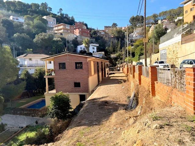 Terreno en venta en calle Apel·Les Mestres, Santa Coloma de Cervelló, de 616 m² por 99.000