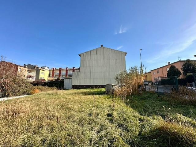 Terreno en venta en calle Cabrerès, Roda de Ter, de 1.138 m² por 218.000