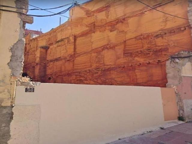 Terreno en venta en calle Companyia, Lleida, de 131 m² por 94.000