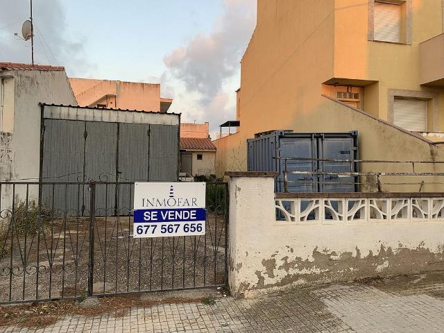 Terreno en venta en calle Córdoba, Mont Roig del Camp, de 194 m² por 90.000