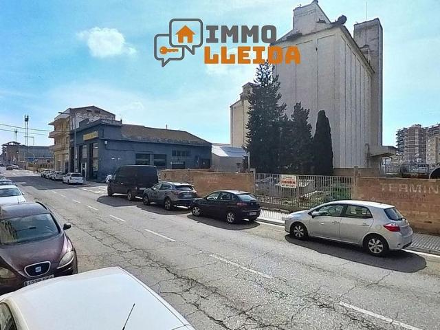 Terreno en venta en avenida Comte Jaume D'urgell, Balaguer, de 3.311 m² por 590.000