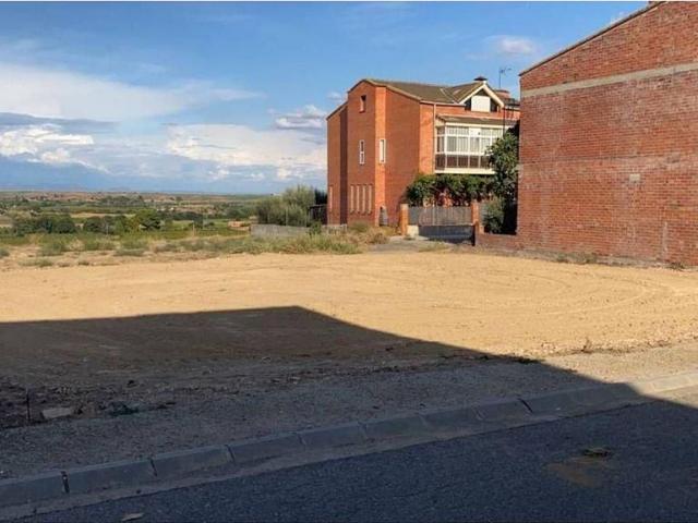 Terreno en venta en calle D, Vilanova de Segrià, de 407 m² por 48.000