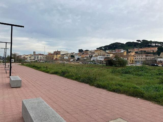 Terreno en venta en calle De Núria, Palamós, de 1.492 m² por 646.000