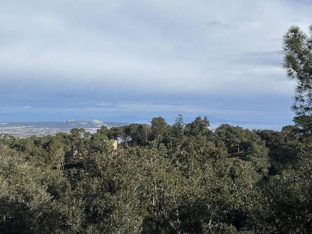 Terreno en venta en calle De Joaquim Prats i Carreras, Begur, de 942 m² por 329.700