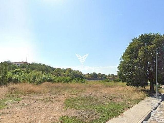 Terreno en venta en calle De L' Alfàbrega, Albinyana, de 231 m² por 33.000