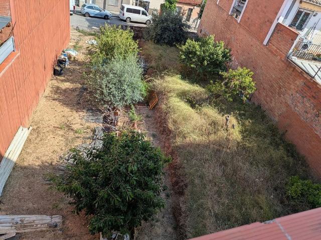 Terreno en venta en calle De la Mare de Déu de Lourdes, Rubí, de 300 m² por 456.000