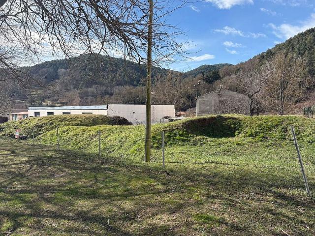 Terreno en venta en calle De la Creu, Campdevanol, de 325 m² por 170.000