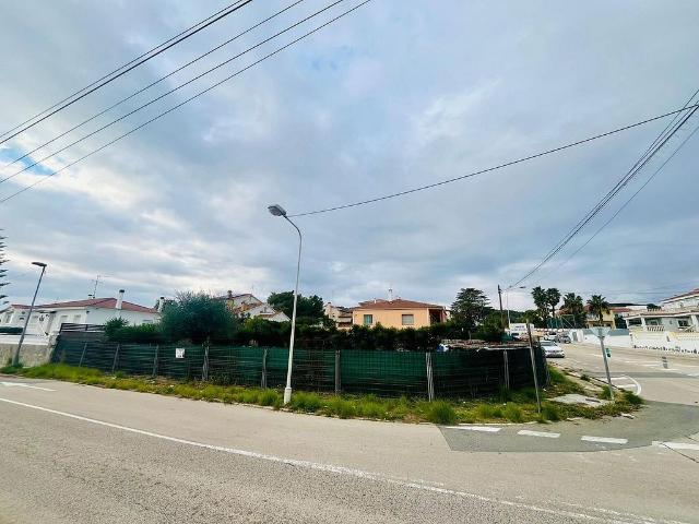 Terreno en venta en calle De la Creu del Sud, Vendrell, El, de 600 m² por 124.900