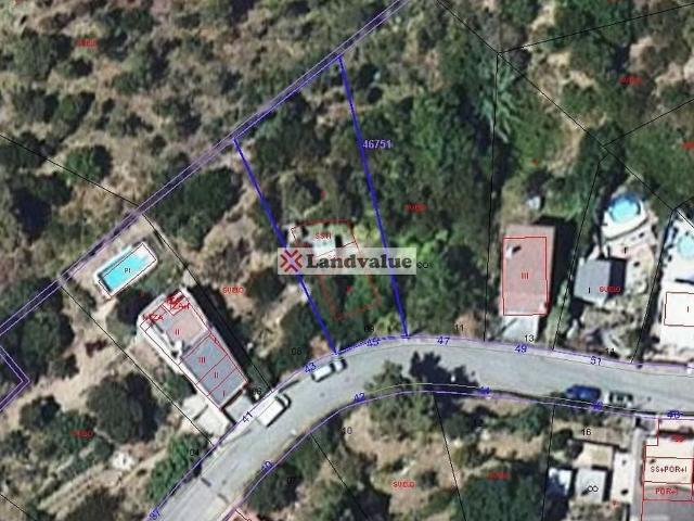 Terreno en venta en calle De la Ginesta, Torrelles de Llobregat, de 483 m² por 50.600