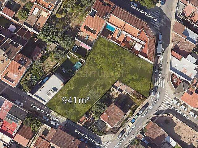 Terreno en venta en calle De la Pastora, Rubí, de 941 m² por 475.000