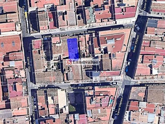 Terreno en venta en calle De la Rosa, Figueres, de 179 m² por 104.000