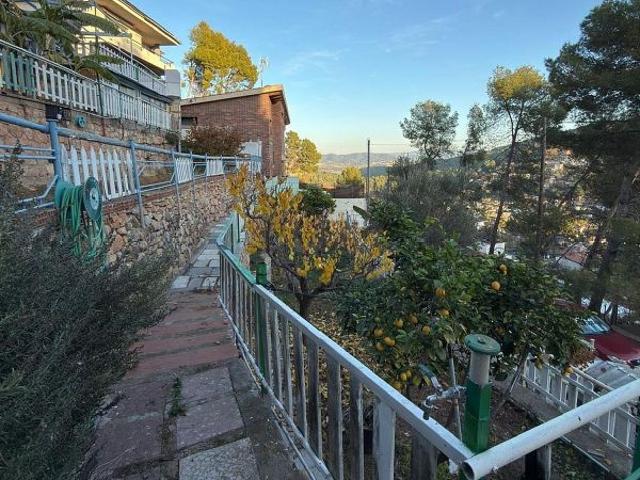 Terreno en venta en calle De L'olivera, Corbera de Llobregat, de 497 m² por 89.000