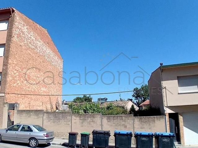 Terreno en venta en calle De Vic, Centelles, de 342 m² por 299.000