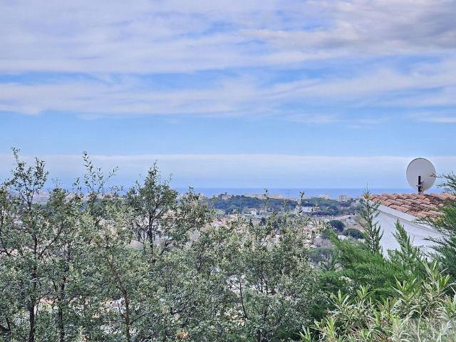 Terreno en venta en Calonge, de 664 m² por 108.000