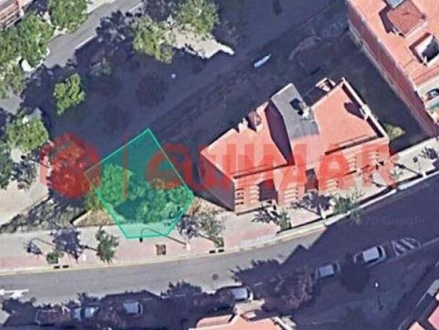 Terreno en venta en calle Del Llobregós, Barcelona, de 111 m² por 88.000